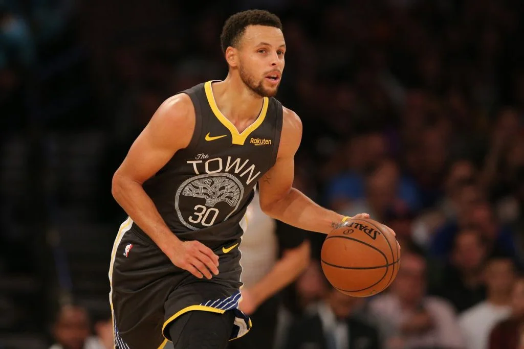 Stephen Curry là ai? Thiên tài của làng bóng rổ thế giới Stephen Curry là ai? Thiên tài của làng bóng rổ thế giới