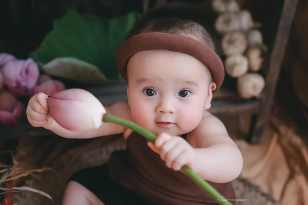 nằm mơ thấy em bé đánh số gì
