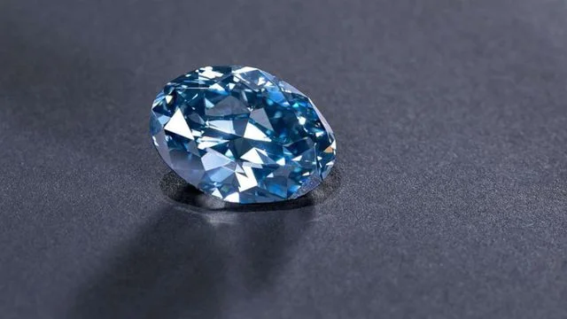 Nằm mơ thấy kim cương điềm báo gì? Con số lô đề đổi đời nhanh? 2 đánh số gì khi mơ thấy kim cương
