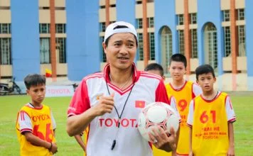 Tìm hiểu về cầu thủ hồng sơn và biệt danh công chúa cầu thủ hồng sơn