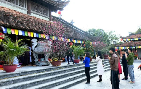 nằm mơ đi chùa nằm mơ đi chùa