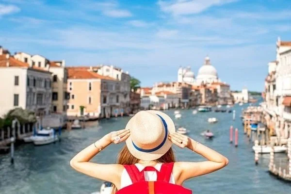 Mơ thấy đi du lịch là điềm báo gì? Đánh con gì ăn chắc? 1 mơ thấy đi du lịch là điểm báo gì
