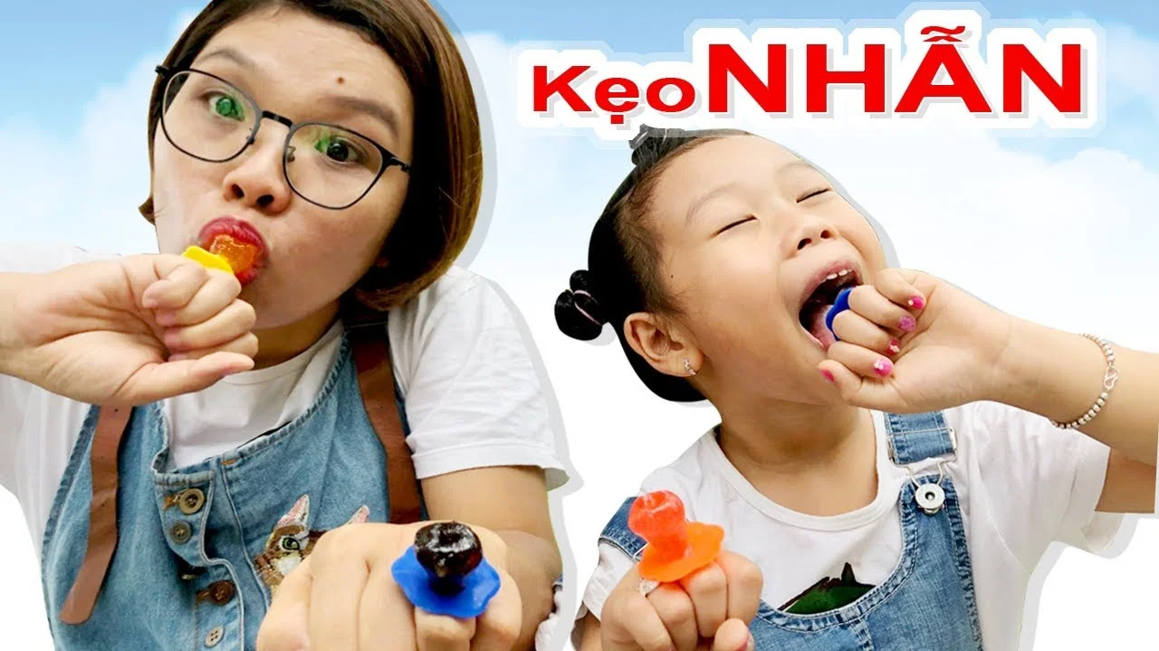 Mơ thấy ăn kẹo là điềm báo gì? Đâu là những con số may mắn? 2 mơ ăn kẹo bánh